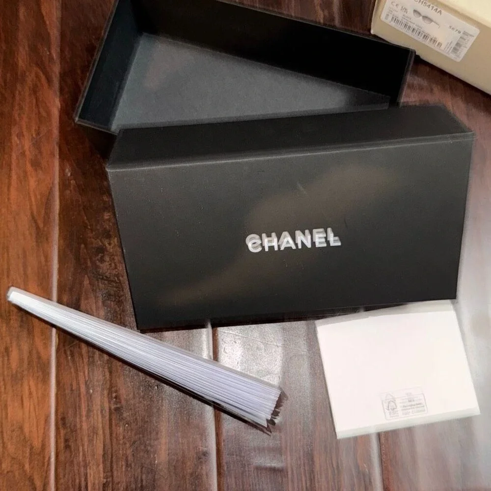 Chanel sunglasses‎ box with manual